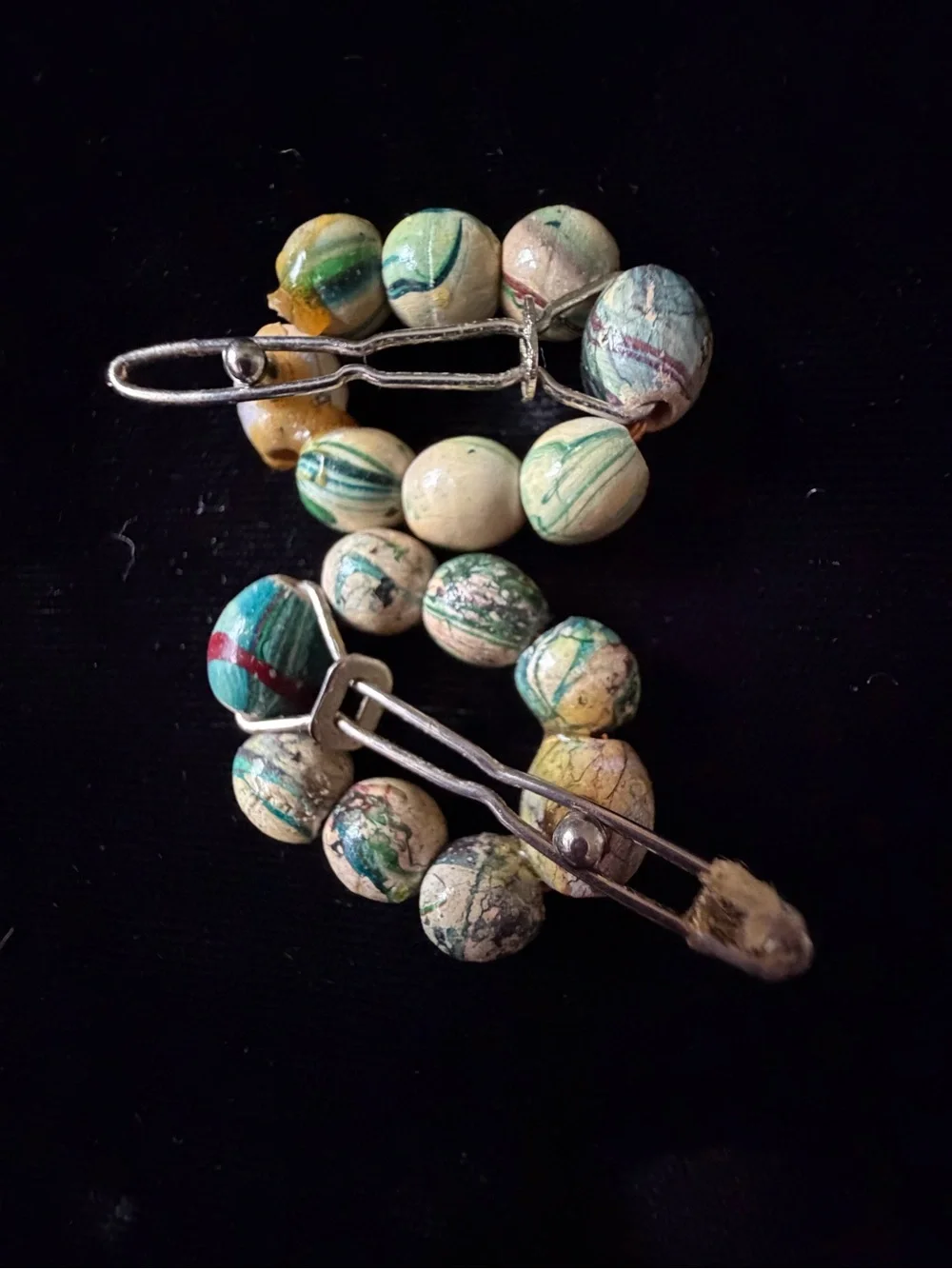 Vintage Pair Marbled Wood Bead Glove Clips - 1930s-1950s Dress Clips